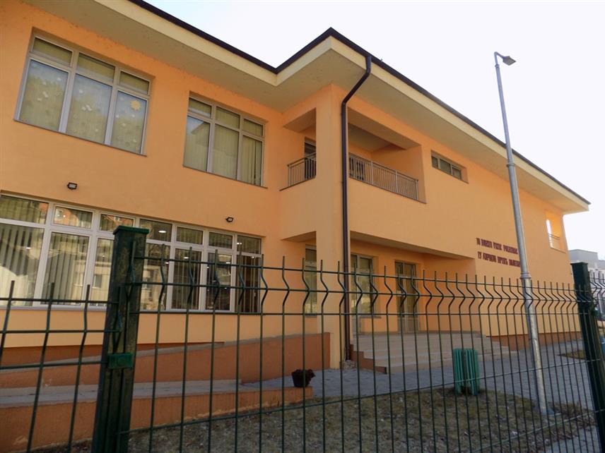 СРЕБРЕНИЦА, 24. ОКТОБРА /СРНА/ - Зграда Вртића "Полетарац" у Сребреници.