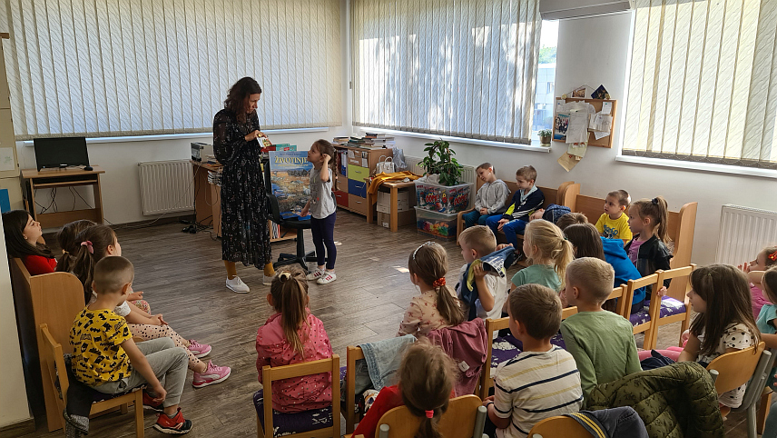 ДОБОЈ, 2. OKTOБРА /СРНА / - Одјељење за дјецу "Карло Колоди" добојске Народне библиотеке организује радионице за дјецу предшколског узраста "Читањац-Друштвањац" поводом Недјеље дјетета.