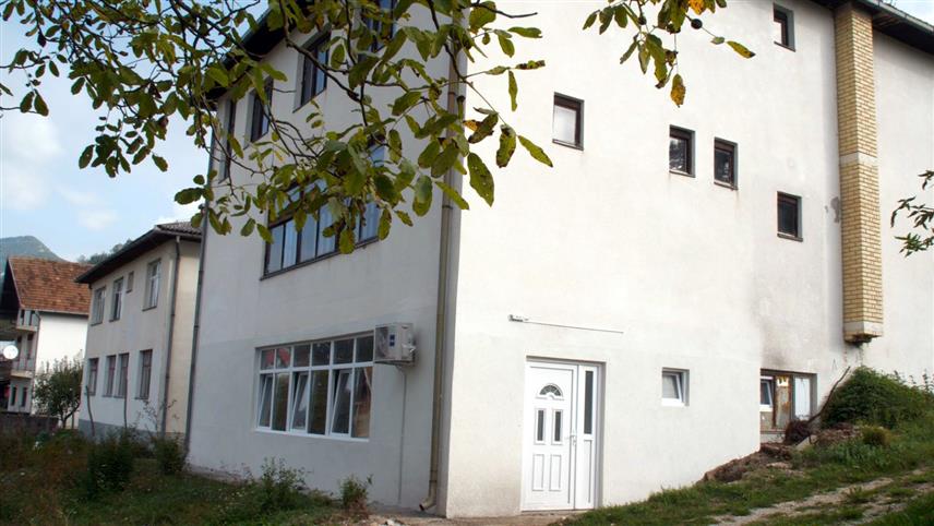 ВИШЕГРАД, 3. ОКТОБРА /СРНА/ - У пет мјесних заједница на подручју општине Вишеград приводи се крају реализација пројекта јачања улога мјесних заједница у БиХ, за који је издвојено око 170.000 КМ.