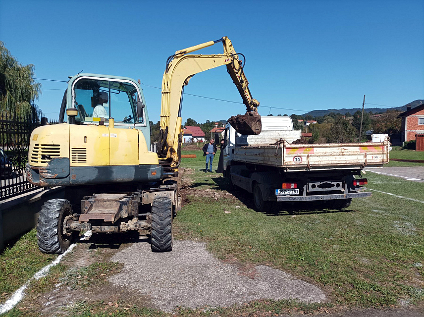 КОТОР ВАРОШ, 3. ОКТОБРА /СРНА/ – У порти Храма Светог пророка Илије у Врбањцима код Котор Вароша данас је почела изградња парохијске сале која ће бити намијењена првенствено потребама Српске православне цркве, али и мјештана.