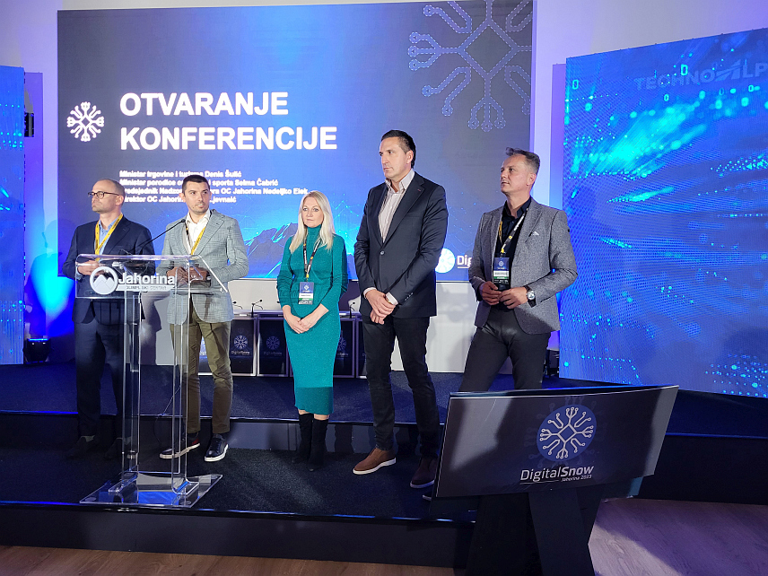 ЈАХОРИНА, 6. ОКТОБРА /СРНА/ - На Јахорини је вечерас свечано отворена "Диџитал сноу" конференција током које ће стручњаци из различитих области истражити најновије иновације, пословне могућности и перспективе за будућност индустрије скијања, те пружити прилику за умрежавање и стварање пословних контаката.