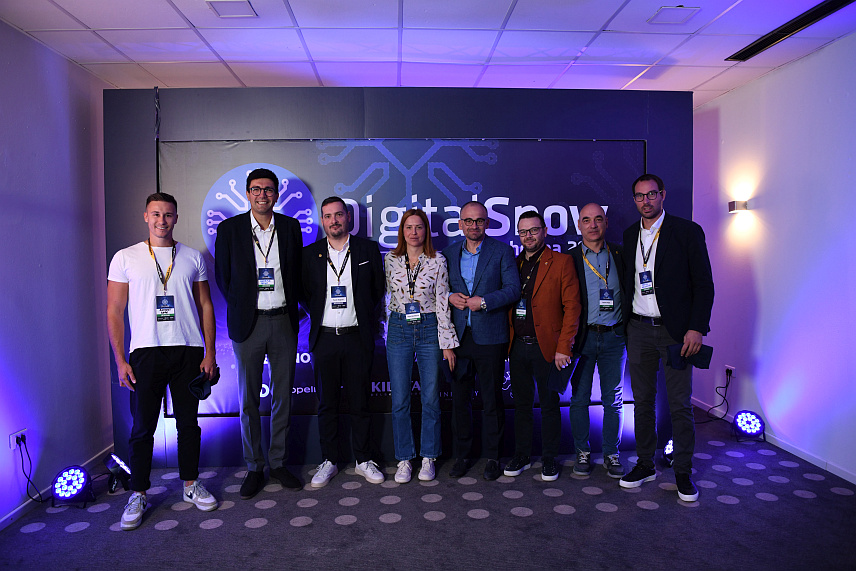 ЈАХОРИНА, 9. ОКТОБРА /СРНА/ - Директор Олимпијског центра "Јахорина" Дејан Љевнаић изјавио је да је "Диџитал сноу" конференција, која је одржана протеклог викенда, допринијела је унапређењу пословања и отворила Олимпијском центру врата ка новим пословним приликама.