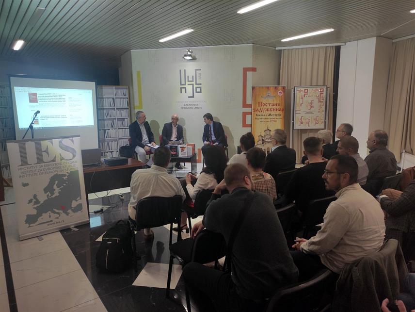 БАЊАЛУКА, 9. ОКТОБРА /СРНА/ - У организацији Центра за друштвено-политичка истраживања Републике Српске и Удружења грађана Српско сабрање "Баштионик", у Бањалуци је одржана промоција вишегодишњег рада Института за европске студије из Београда, као и предавање "Ментално здравље нације као стратешки национални интерес".
