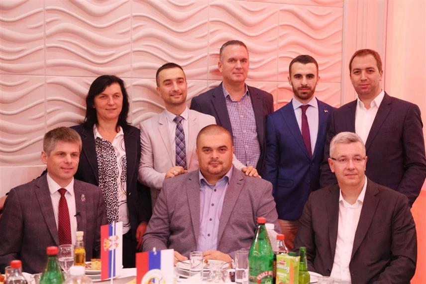 БЕОГРАД/ФУТОГ, 10. НОВЕМБРА /СРНА/ - Предсједник Социјалистичке партије Српске /СПС/ Горан Селак вечерас у Футогу гост Савеза крајишких удружења на "Вечери Савеза и пријатеља".