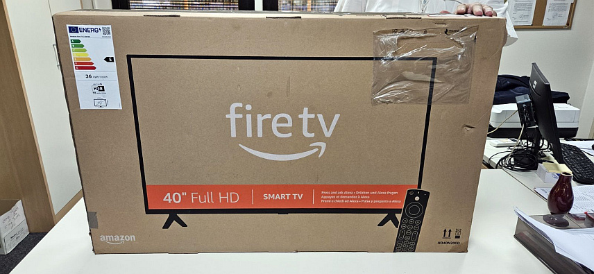 БАЊАЛУКА, 12. НОВЕМБРА /СРНА/ - Службеници Управе за индиректно опорезивање /УИО/ БиХ појачали су контролу аутобуса и путничких возила, те је на граничном прелазу Градишка откривена разна роба процијењене вриједности веће од 10.000 КМ.