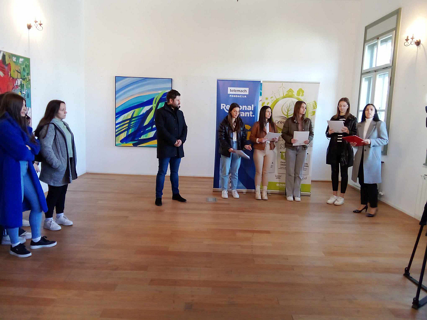 НОВИ ГРАД, 13. НОВЕМБРА /СРНА/ - Нови Град има шест националних споменика и важно је да млади истражују своје културно-историјско насљеђе јер су они спона са будућим генерацијама које ће имати обавезу да очувају идентитет, поручено је са представљања резултата истраживања у оквиру пројекта "Потрага за благом".