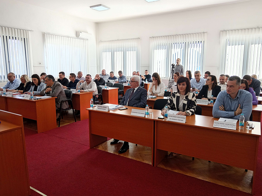 РОГАТИЦА, 14. НОВЕМБРА /СРНА/ - Сједница Скупштине општине Рогатица.