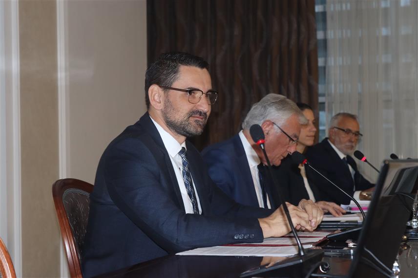 БАЊАЛУКА, 15. НОВЕМБРА /СРНА/ - Министар за европске интеграције и међународну сарадњу Републике Српске Златан Клокић на данашњем састанку Радне групе за западни Балкан Комитета европских регија,у Административном центру Владе Републике Српске у Бањалуци.