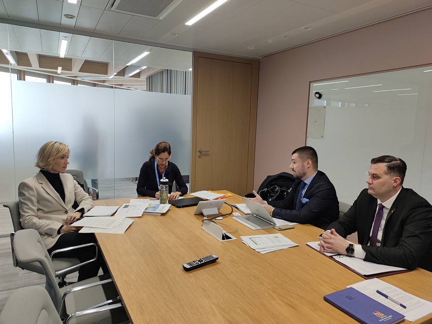 ЖЕНЕВА, 15. НОВЕМБРА /СРНА/ - Министар за просторно уређење, грађевинарство и екологију Републике Српске Бојан Випотник изјавио је да је делегација БиХ, коју је данас предводио, у Женеви представила позицију БиХ у случају Трговске горе Секретаријату ЕСПО конвенције и протокола СЕА, истичући да је састанак био изузетно успјешан.