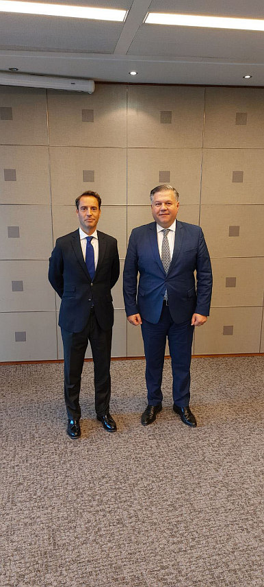 МАДРИД, 16. НОВЕМБРА /СРНА/ - Замјеник министра иностраних послова у Савјету министара Јосип Бркић - Нато Симпозијума под називом "Боље разумјети, брже се прилагодити, заједно спријечити".