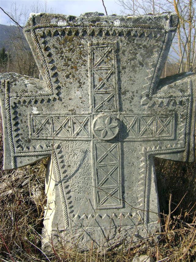 ДРВАР, 18. НОВЕМБРА /СРНА/ - Дрвар посједује миленијумско историјско трајање о чему свједоче остаци култура и цивилизација, надгробних споменика, утврђења, православих цркава и светиња, што ову малу западнокрајишку општину карактерише као јуначку и традиционалистичку.