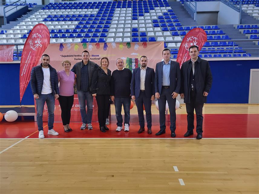 ПАЛЕ, 1. НОВЕМБРА /СРНА/ - На Палама је данас одржан фестивал "Инклузив фјужн фиеста" који је окупио инклузивне спортске екипе из седам градова Републике Српске и Федерације БиХ.