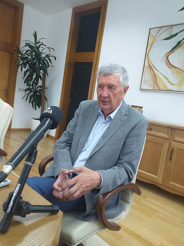 САРАЈЕВО, 20. НОВЕМБРА /СРНА/ - Замјеник предсједавајућег Представничког дома Парламентарне скупштине БиХ Небојша Радмановић.