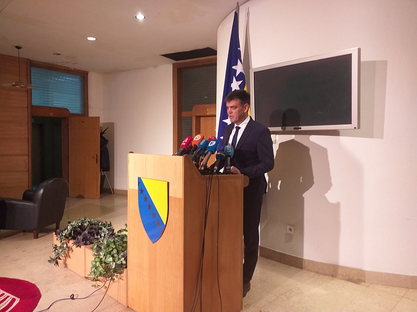 САРАЈЕВО, 23. НОВЕМБРА /СРНА/ - Предсједавајући Заједничке комисије за надзор над радом Обавјештајно-безбједносне агенције /ОБА/ Парламентарне скупштине БиХ Илија Цвитановић.