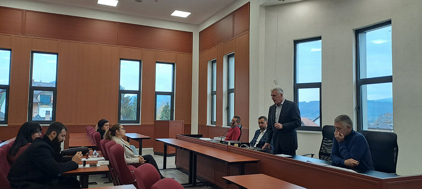 БРАТУНАЦ, 24. НОВЕМБРА /СРНА/ - У општини Братунац данас су потписани уговори о подстицајима са 15 предузетника из ове локалне заједнице који су млађи од 45 година.