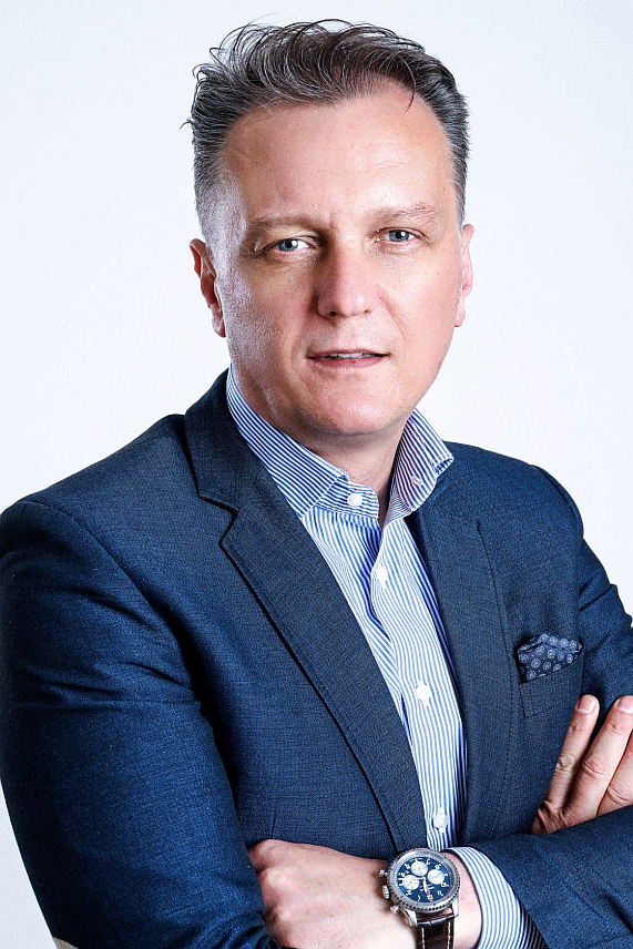 БАЊАЛУКА, 27. НОВЕМБРА /СРНА/ - Вршилац дужности директора Инвестиционо-развојне банке /ИРБ/ Републике Српске Дражен Врховац.