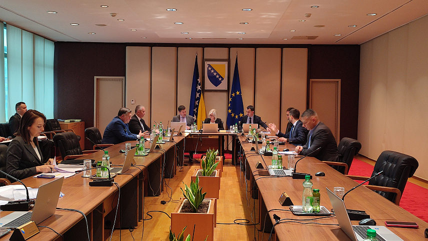 САРАЈЕВО, 27. НОВЕМБРА /СРНА/ - Сједница Савјета министара.