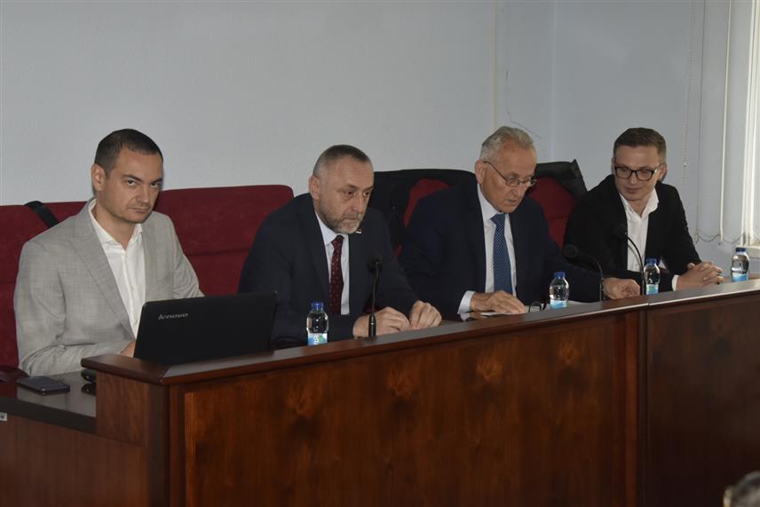 БАЊАЛУКА, 28. НОВЕМБРА /СРНА/ – Министар рада и борачко инвалидске заштите Републике Српске Данијел Егић учествује у раду округлог стола на тему „Флексибилни облици рада у систему рада Републике Српске“.