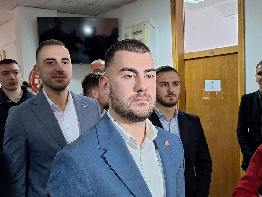 ИСТОЧНО САРАЈЕВО, 28. НОВЕМБРА /СРНА/ - Никола Лапчевић једногласно је данас изабран за предсједника Студентског парламента Универзитета у Источном Сарајеву.