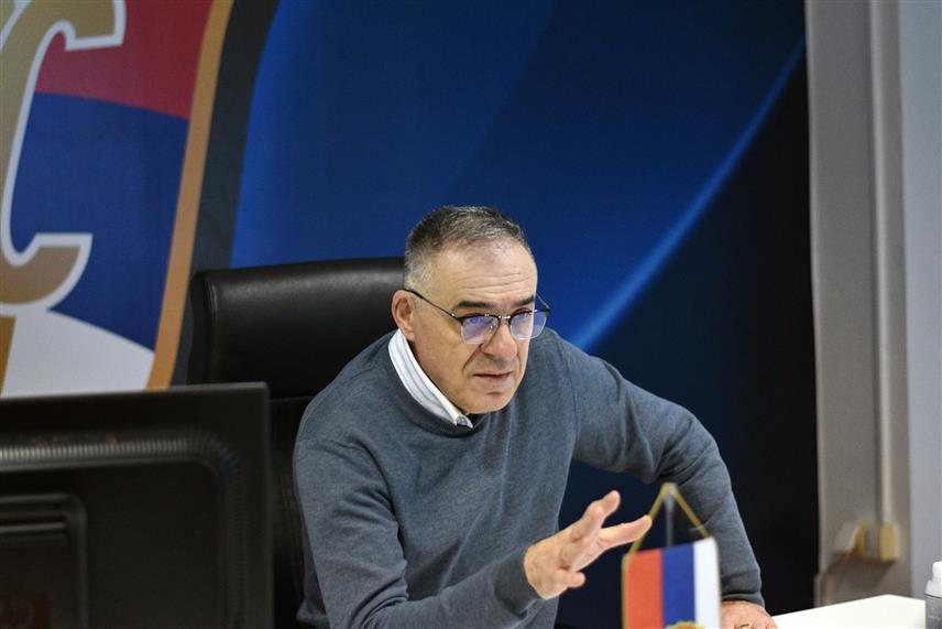 БАЊАЛУКА, 28. НОВЕМБРА /СРНА/ - Предсједник СДС-а Милан Миличевић рекао је да све опозиционе странке у Републици Српској имају пружену руку СДС-а за заједнички наступ на локалним изборима, али и да очекује да ће ова странка имати највећи број кандидата.