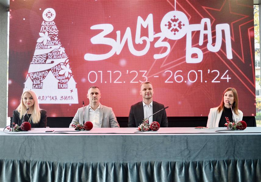 БАЊАЛУКА, 28. НОВЕМБРА /СРНА/ - У Бањалуци су почеле новогодишње припреме, а осим манифестације "Зимзобал" која почиње у петак, 1. децембра, ове године биће организован и "Зимзопарк".