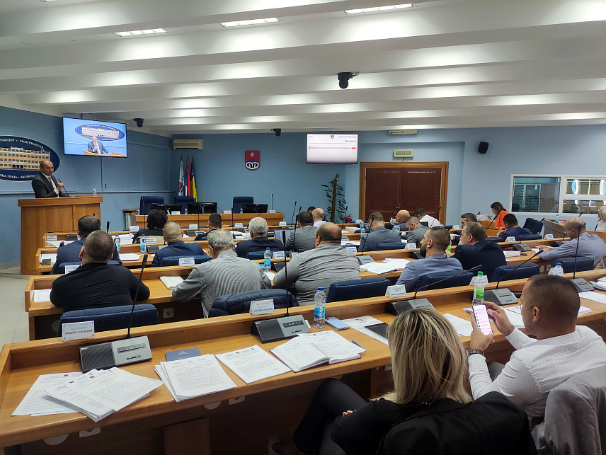 ПРИЈЕДОР, 2. НОВЕМБРА /СРНА/ -Сједница Скупштине града Приједор.