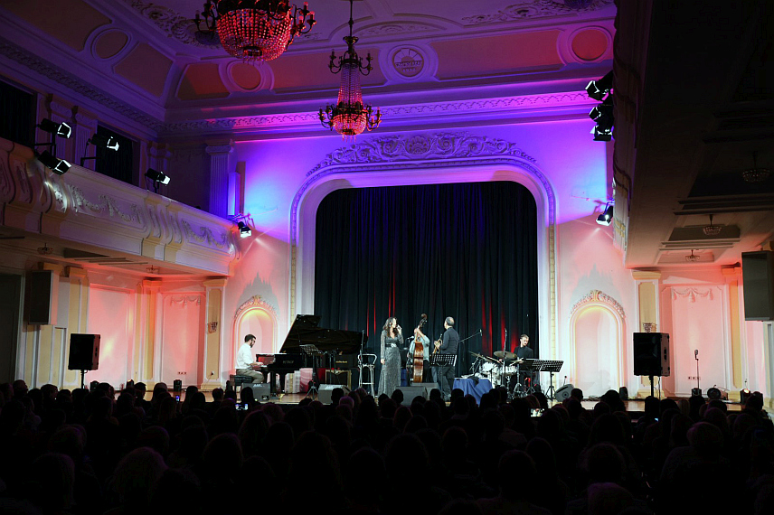 БАЊАЛУКА, 30. НОВЕМБРА /СРНА/ - Концертом Вито Ђордано квартета вечерас је затворен 6. Фестивал џез музике "Интајм џез фест" у Бањалуци, који је тајао четири дана.