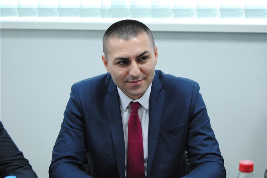 ЗВОРНИК, 3. НОВЕМБРА /СРНА/ - Директор Болнице у Зворнику Иван Поповић.