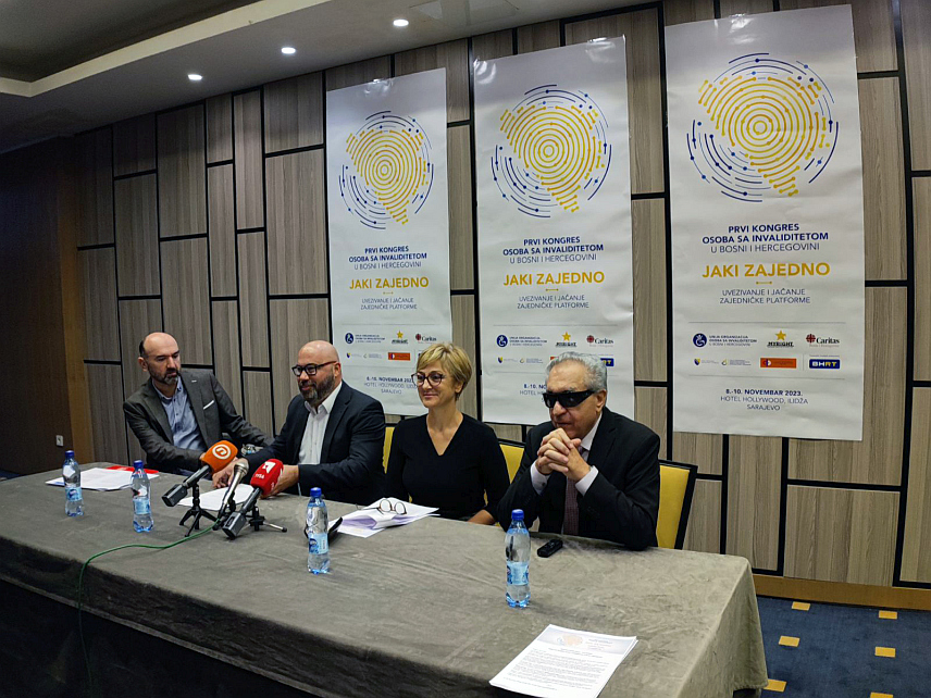 САРАЈЕВО, 09. НОВЕМБРА /СРНА/ - Запошљавање лица са инвалидитетом један је од кључних процеса када је ријеч о социјалној инклузији и ресоцијализацији ове популације, поручили су учесници Првог конгреса лица са инвалидитетом у БиХ који се одржава у Сарајеву.