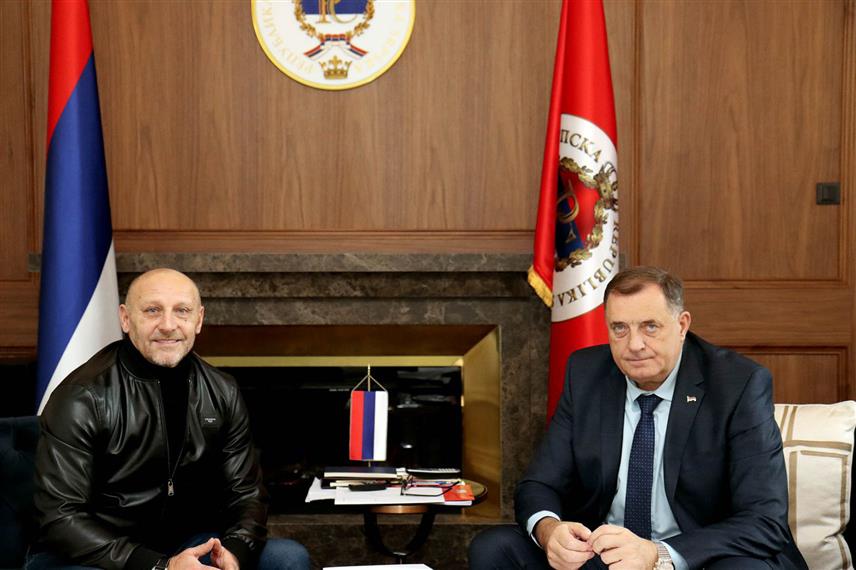 БАЊАЛУКА, 11. ДЕЦВЕМБРА /СРНА/ - Предсједник Републике Српске Милорад Додик и амбасадор БиХ у Сјеверној Македонији Драган Јаћимовић./фото Борислав Здриња/.