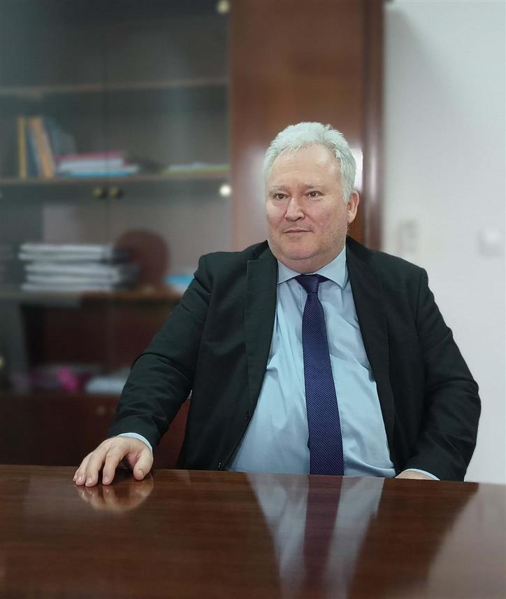 БАЊАЛУКА, 15. ДЕЦЕМБРА /СРНА/ - Професор на Универзитету у Упсали и предавач на Одсјеку за комуниколошке студије Универзитета Туриба Грегори Сајмонс.