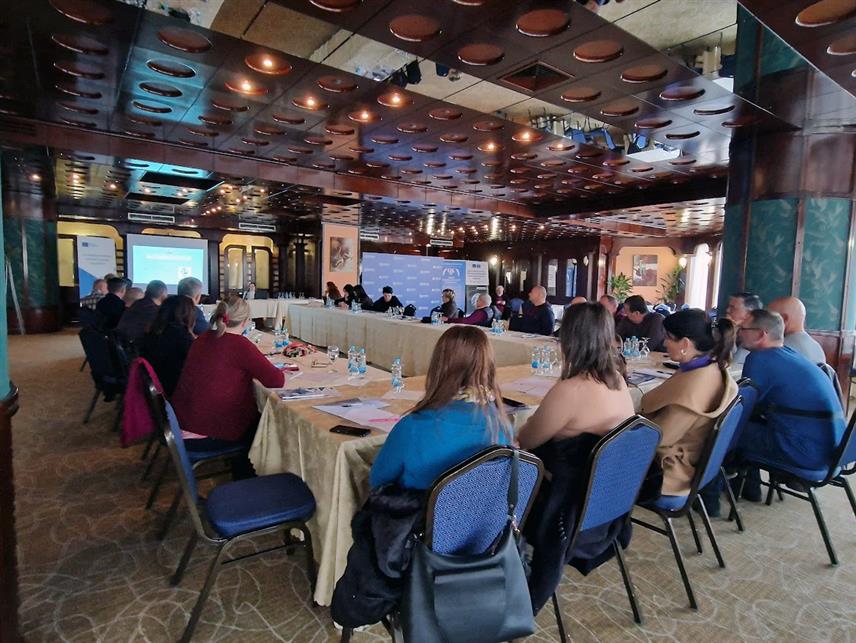 БАЊАЛУКА, 1. ДЕЦЕМБРА /СРНА/ - Учесници семинара Института за интелектуално власништво БиХ упознати су о савременим алатима и методама поступања у борби против фалсификоване и пиратске робе која не задовољава основне стандарде безбједности и може да нанесе штету материјалним добрима или здрављу корисника, саопштено је из тог института.
