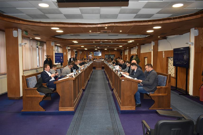 БРЧКО, 23. ДЕЦЕМБРА /СРНА/ - Ванредна сједница Скупштине Брчко дистрикта.