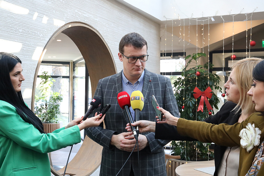 ИСТОЧНА ИЛИЏА, 26. ДЕЦЕМБРА /СРНА/ - Начелник општине Источна Илиџа Маринко Божовић на пријему за новинаре.