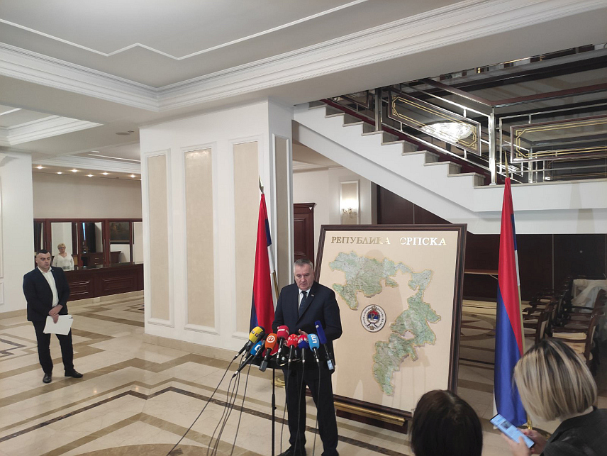 БАЊАЛУКА, 27. ДЕЦЕМБРА /СРНА/ - Предсједник Владе Републике Српске Радован Вишковић на конференцији за новинаре.