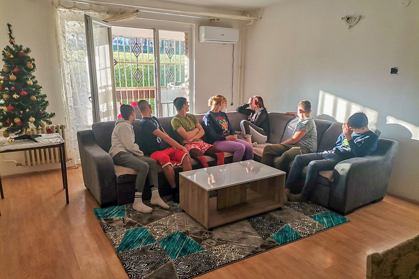 БЕОГРАД, 28. ДЕЦЕМБРА /СРНА/ - Дио Дома за дјецу и омладину без родитељског старања "Рада Врањешевић" у Бањалуци обновљен је средствима Хуманитарне организације "Лајфлајн" из Чикага, чији је покровитељ принцеза Катарина Карађорђевић.