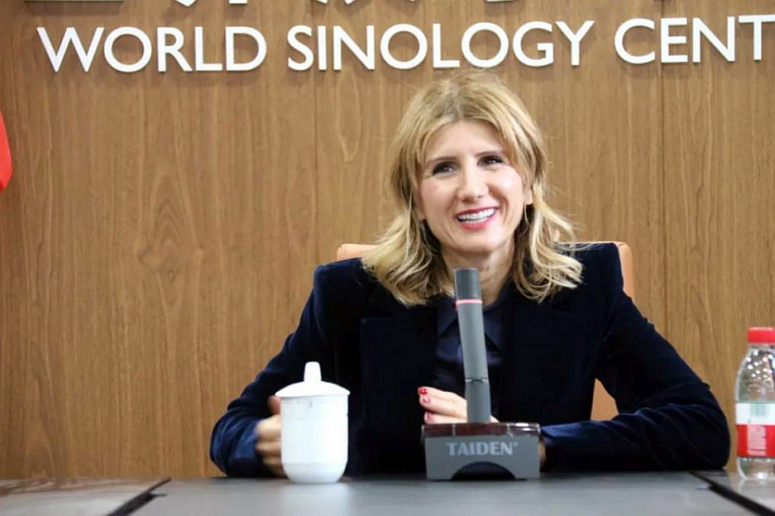 БАЊАЛУКА, 30. ДЕЦЕМБРА /СРНА/ - Љиљана Стевић директор Конфуцијевог института.