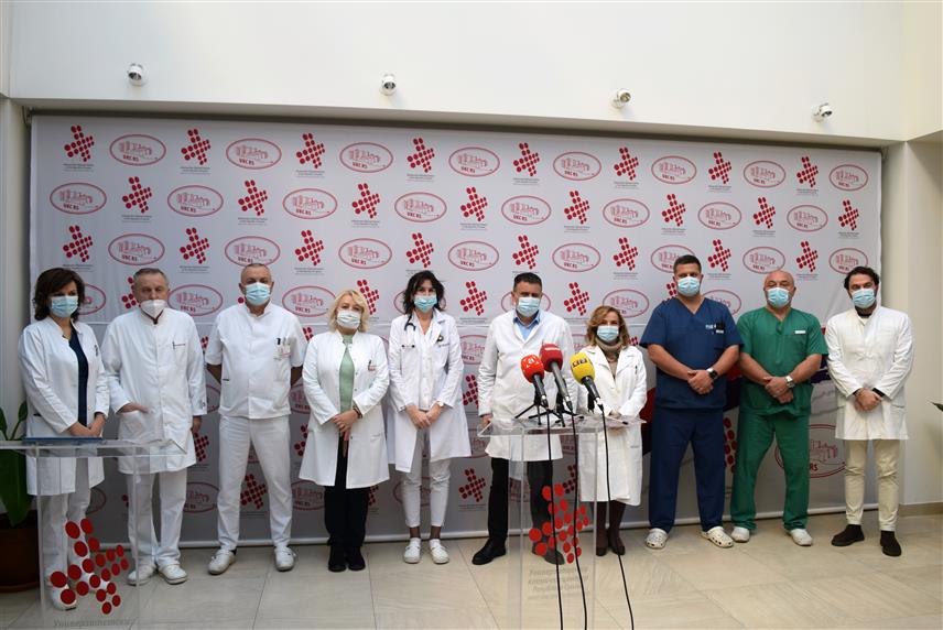 БАЊАЛУКА, 4. ДЕЦЕМБРА /СРНА/ - Делегација Универзитетског клиничког центра /УКЦ/ Републике Српске и генерални директор Владо Ђајић посјетиће сутра Клинички центар Србије, а циљ посјете је унапређење међусобне сарадње, као и прилика да се изрази захвалност предсједнику Србије Александру Вучићу и здравственим радницима за оно што су урадили за здравствени систем Српске.