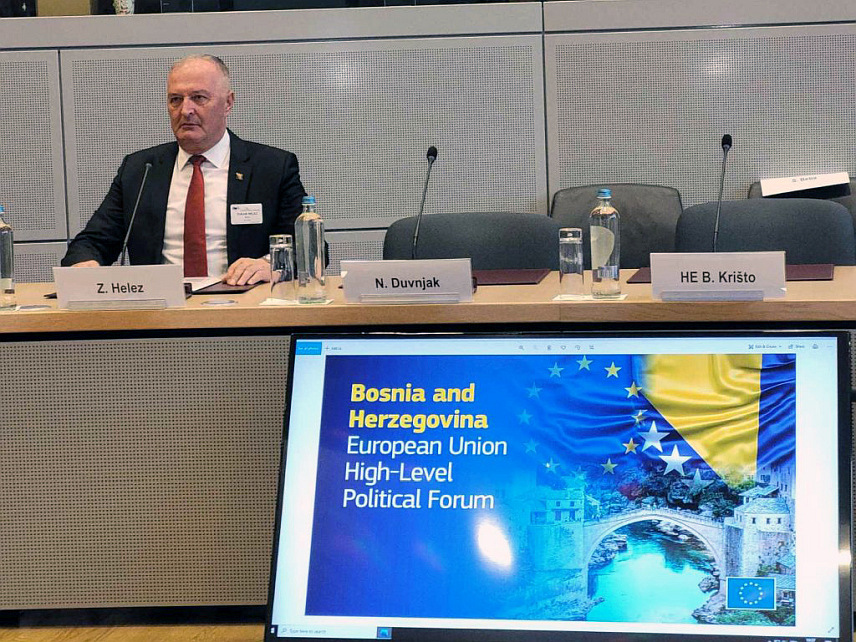 БРИСЕЛ, 5.ДЕЦЕМБРА /СРНА/ - Министар одбране у Савјету министара Зукан Хелез учествовао је на Политичком форуму на високом нивоу између Европске уније и БиХ.
