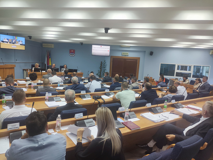 ПРИЈЕДОР, 12. СЕПТЕМБРА /СРНА/ - Одборници Скупштине града Приједора.