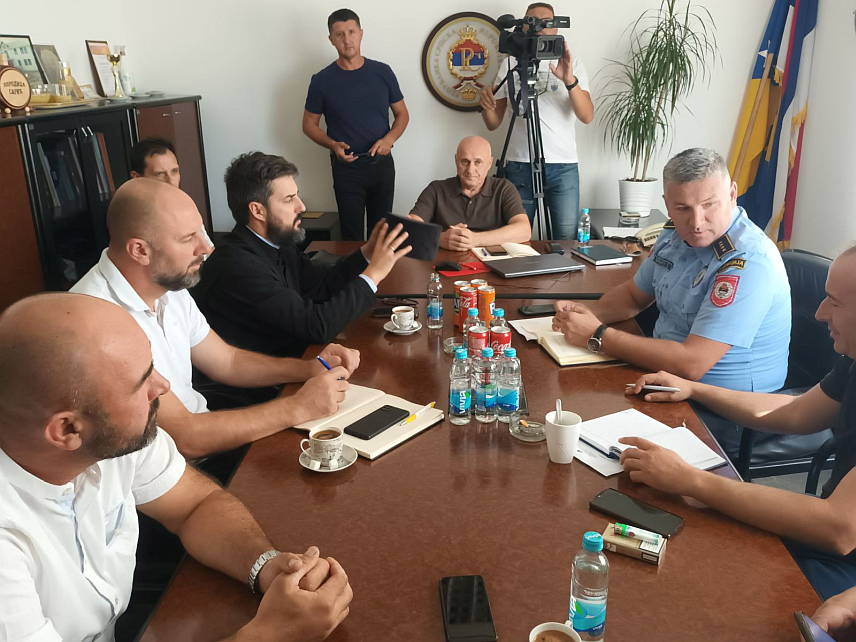 ОСМАЦИ, 12. СЕПТЕМБРА /СРНА/ - Форум за безбједност грађана општине Осмаци .