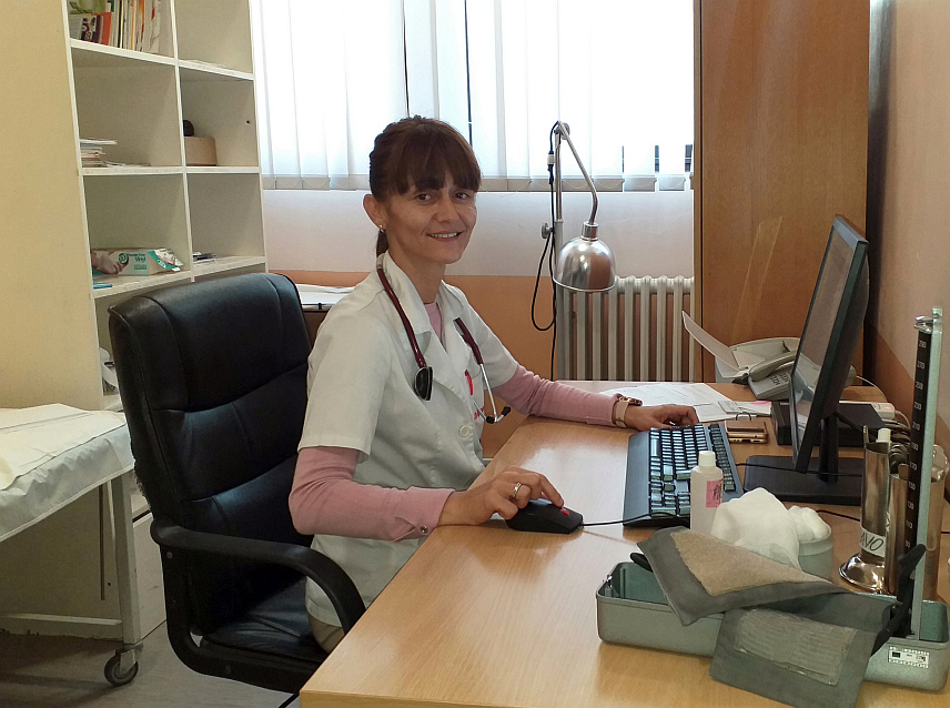 МИЛИЋИ, 18. СЕПTЕМБРА /СРНА/ - Директор Дома здравља у Милићима Tања Сушић.