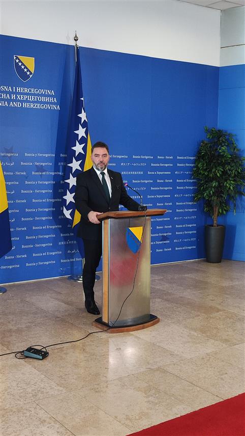 САРАЈЕВО, 19. СЕПТЕМБРА /СРНА/ - Министар спољне трговине и економских односа у Савјету министара Сташа Кошарац.