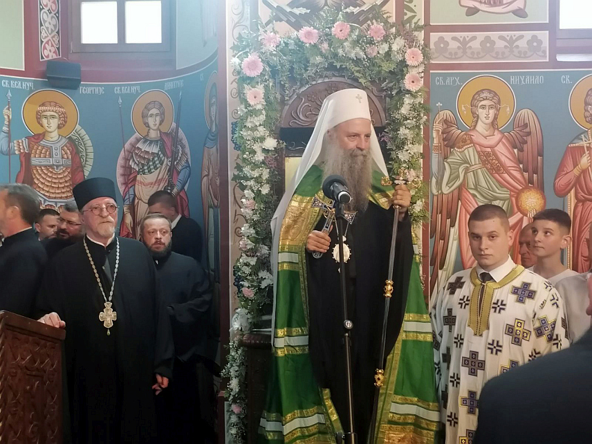 ЗВОРНИК, 20. СЕПТЕМБРА /СРНА/ - Његова светост патријарх српски Порфирије поручио је вечерас у Зворнику да је највећи и најважнији благослов за све оне који долазе у Републику Српску да могу душом да осјете да су црква и народ једно.