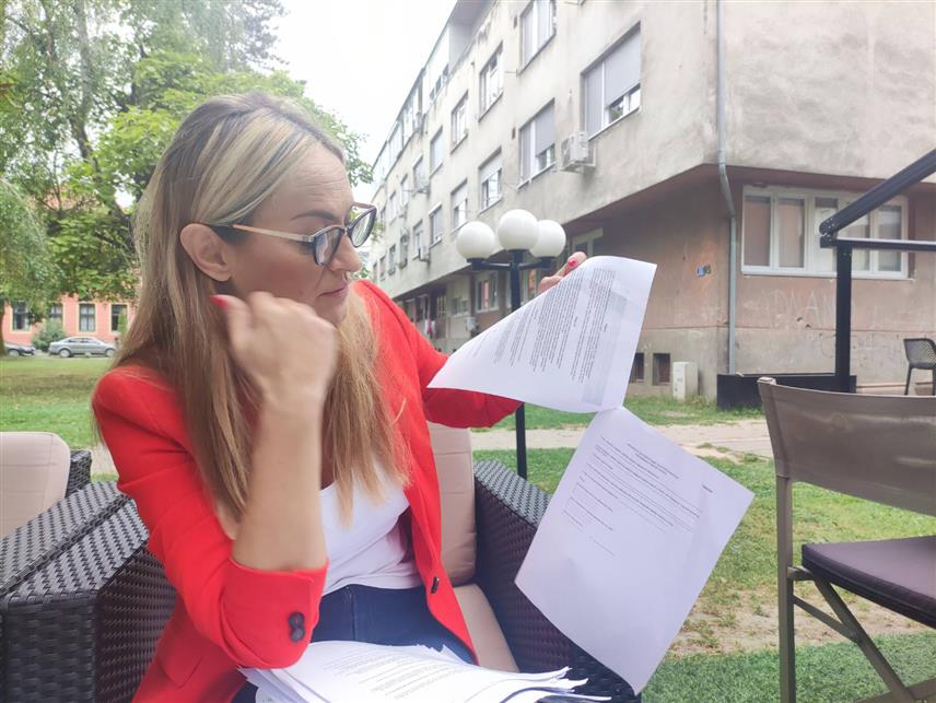 ПРИЈЕДОР, 21. СЕПТЕМБРА /СРНА/ - Сандра Грбић, један је од миритеља Агенције за мирно рјешавање радних спорова Републике Српске.