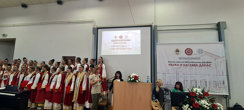 БИЈЕЉИНА, 22. СЕПTЕМБРА /СРНА/ - Овогодишњи 13. Научни скуп са међународним учешћем "Наука и настава данас" који је данас отворен у Бијељини окупио је 172 учесника из 11 земаља са 99 радова.