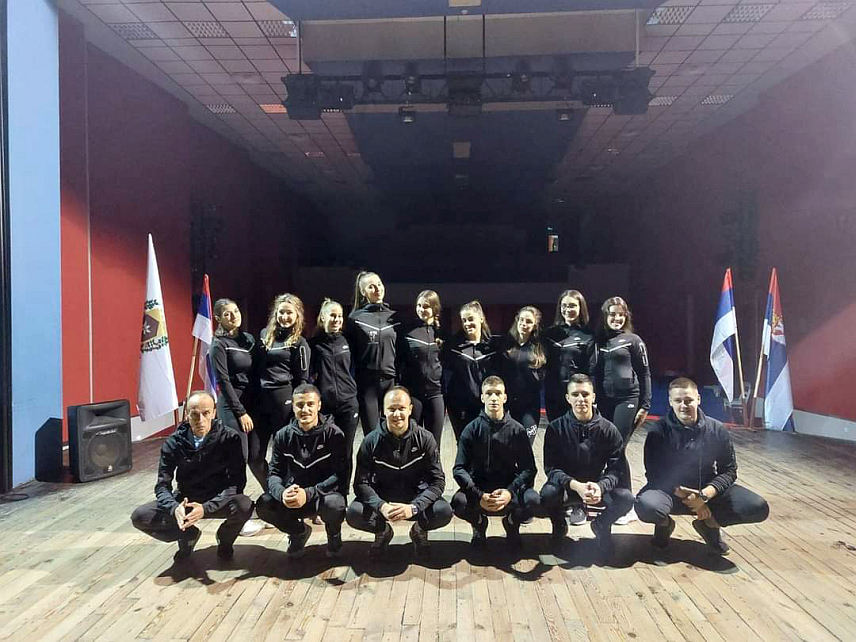 ДРВАР, 22. СЕПТЕМБРА /СРНА/ - Чланови Аматерског културно-умјетничког друштва "Мира Лукач".