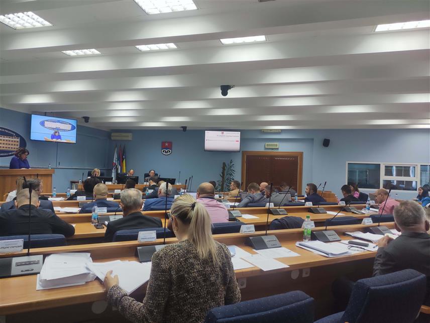 ПРИЈЕДОР, 28. СЕПТЕМБРА /СРНА/ - Сједница Скупштине града Приједора.