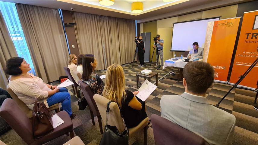 ДОБОЈ, 28. СЕПТЕМБРА /СРНА/ - Округли сто "Изазови у имплементацији Закона о заштити жртве ратне тортуре у Републици Српској".