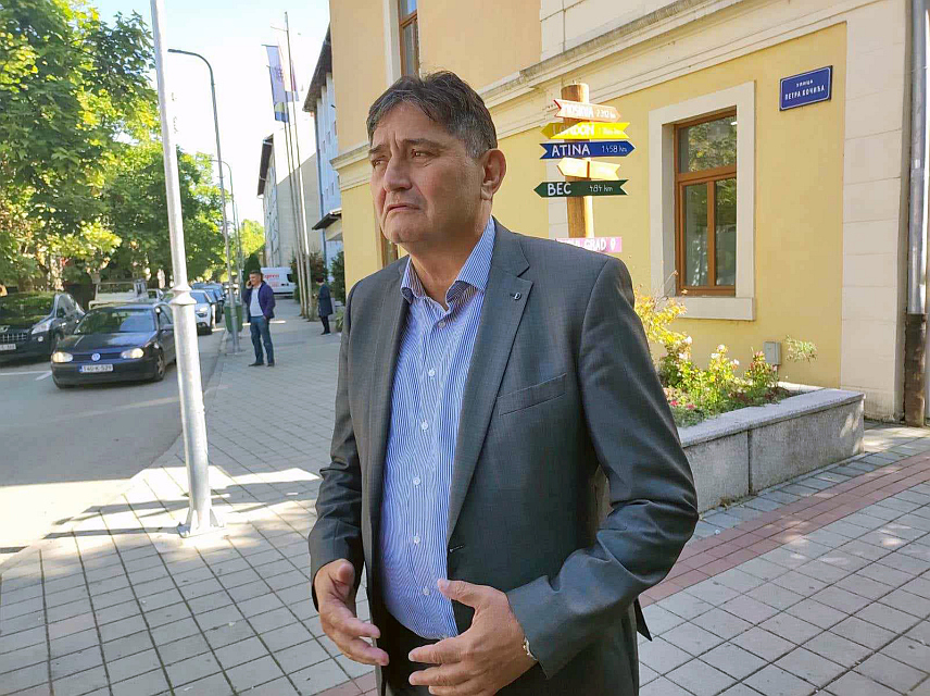 НОВИ ГРАД, 29. СЕПТЕМБРА /СРНА/ - Начелник општине Нови Град Мирослав Дрљача очекује да ће резултати истраживања која у понедјељак, 2. октобра, почињу у овој општини потврдити да локација Черкезовац није адекватна за складиштење радиоактивног отпада.